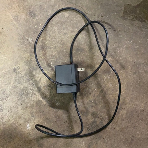 Nintendo Switch Charger - Picture 1 of 2